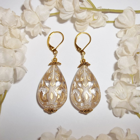 Gold and Clear Statement Earrings Teardrop 4074 - Picture 7 of 7